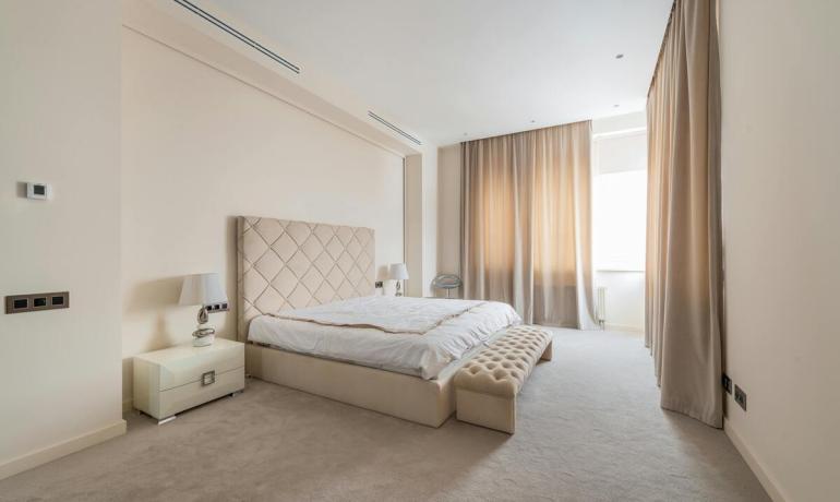 Premium Balcony View